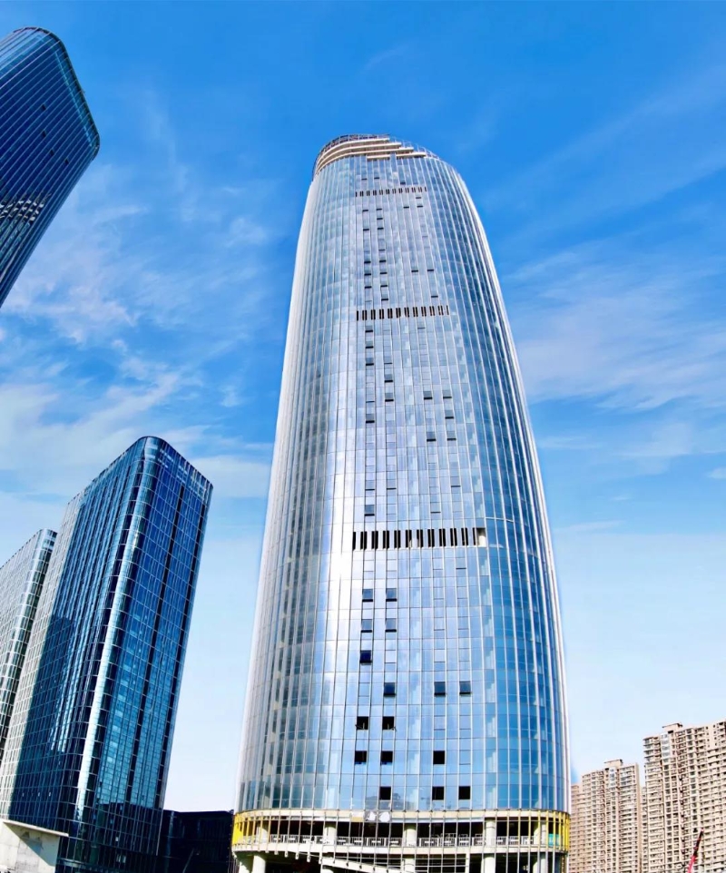 济高担当重点亮相已近尾声200米超高层云泉中心将达最高点